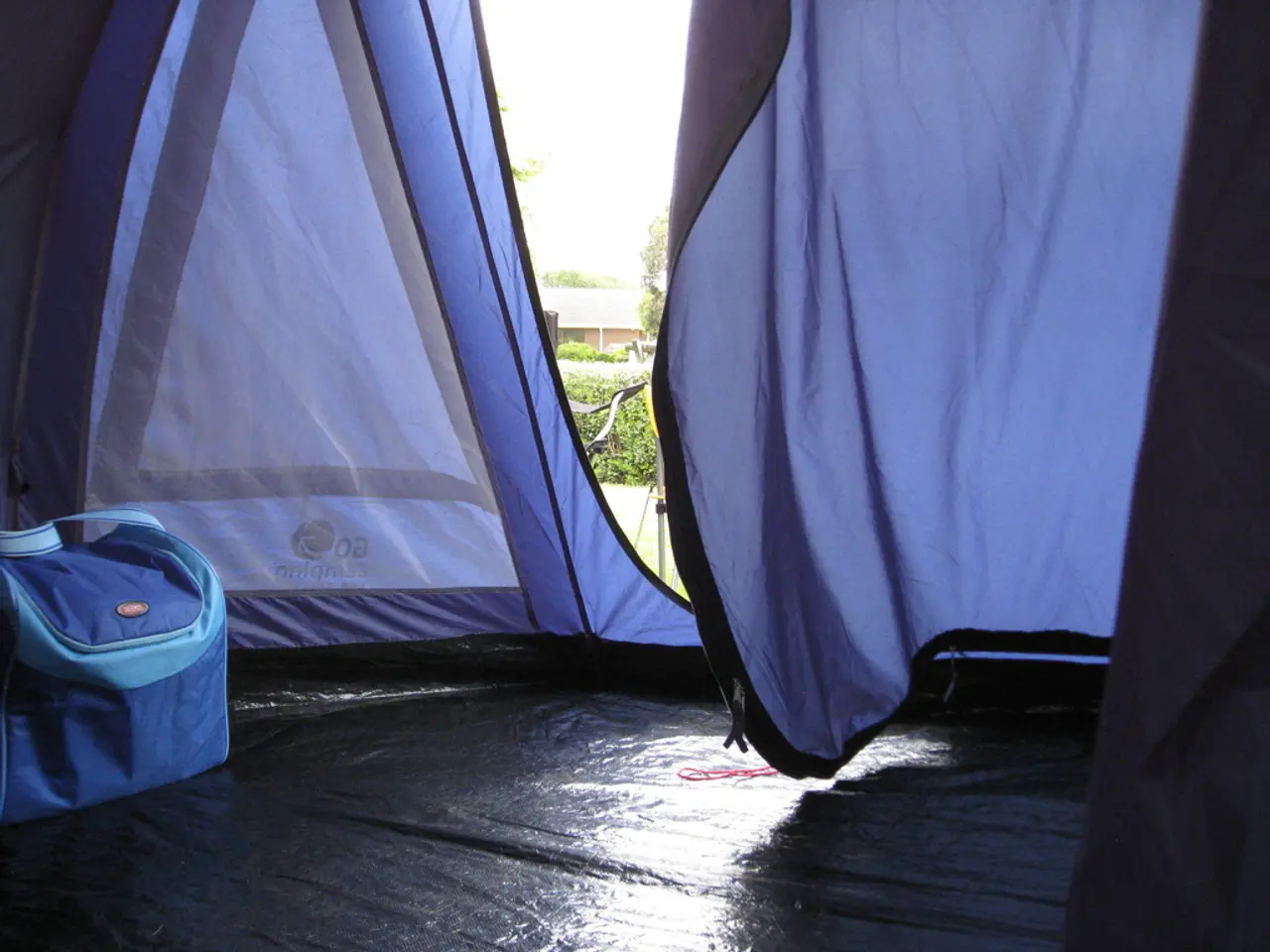 Mastering Luggage Handling During Lengthy Layovers: Comprehensive Guide