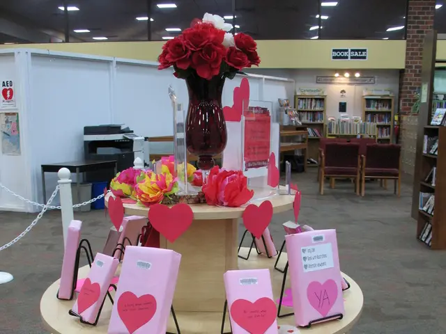 Top antique dealers from around the nation, chosen by Britain's premier interior designers,...