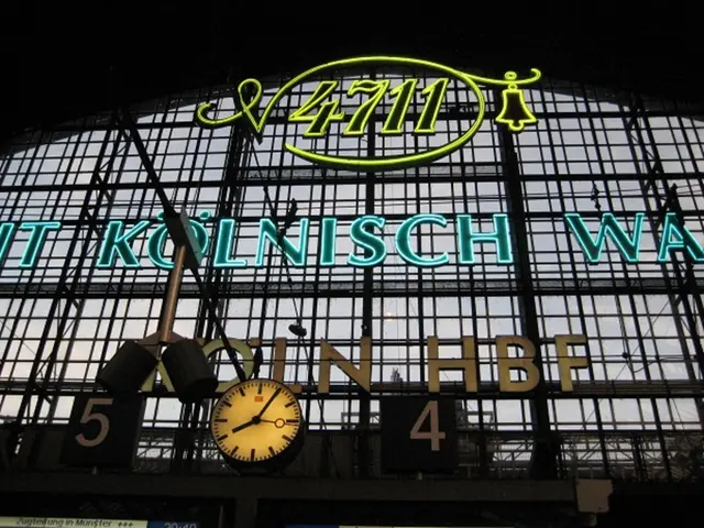 Antiquevintageclock.com Selects Clock as Its Annual Discovery