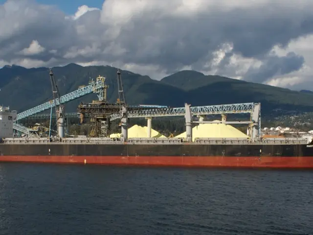 Mini-cruise voyages with AIDA and Mein Schiff: notable aspects, travel destinations, and associated...